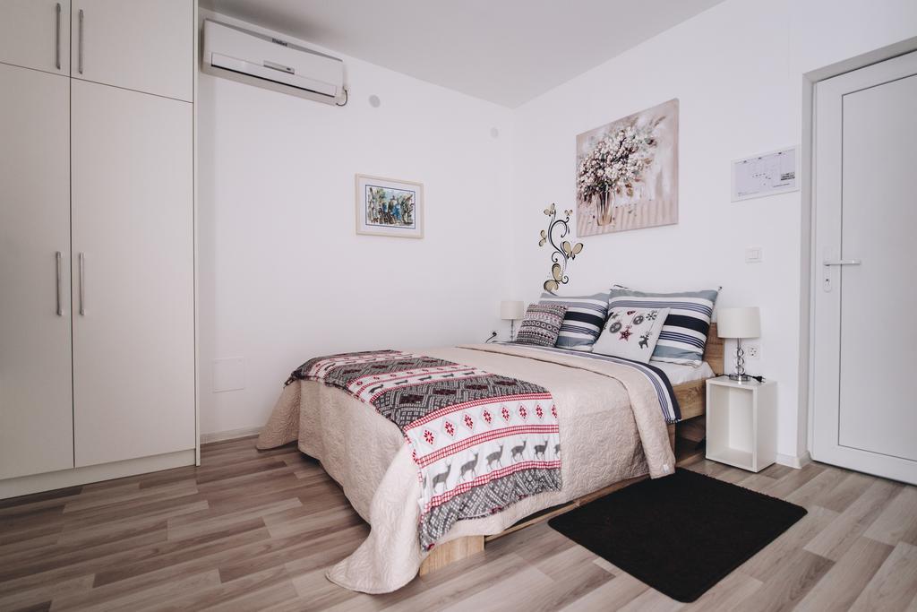 Apartments Borna ザグレブ エクステリア 写真