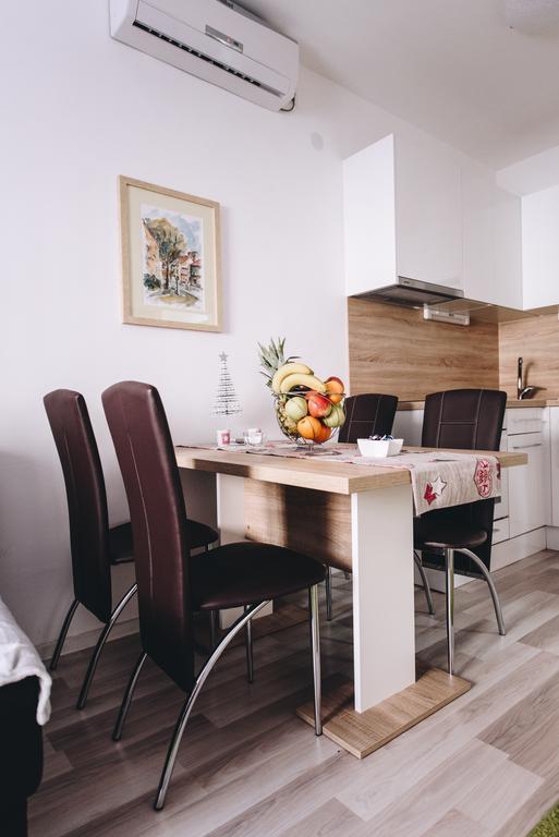 Apartments Borna ザグレブ エクステリア 写真